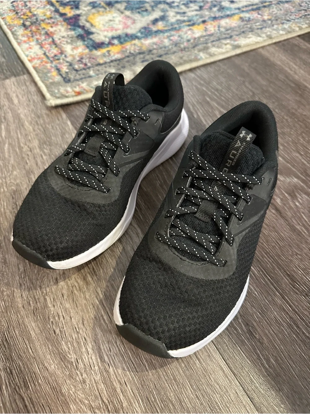 Under Armour Charged Aurora Cross Trainers Black/White Lightweight Sneakers 6.5